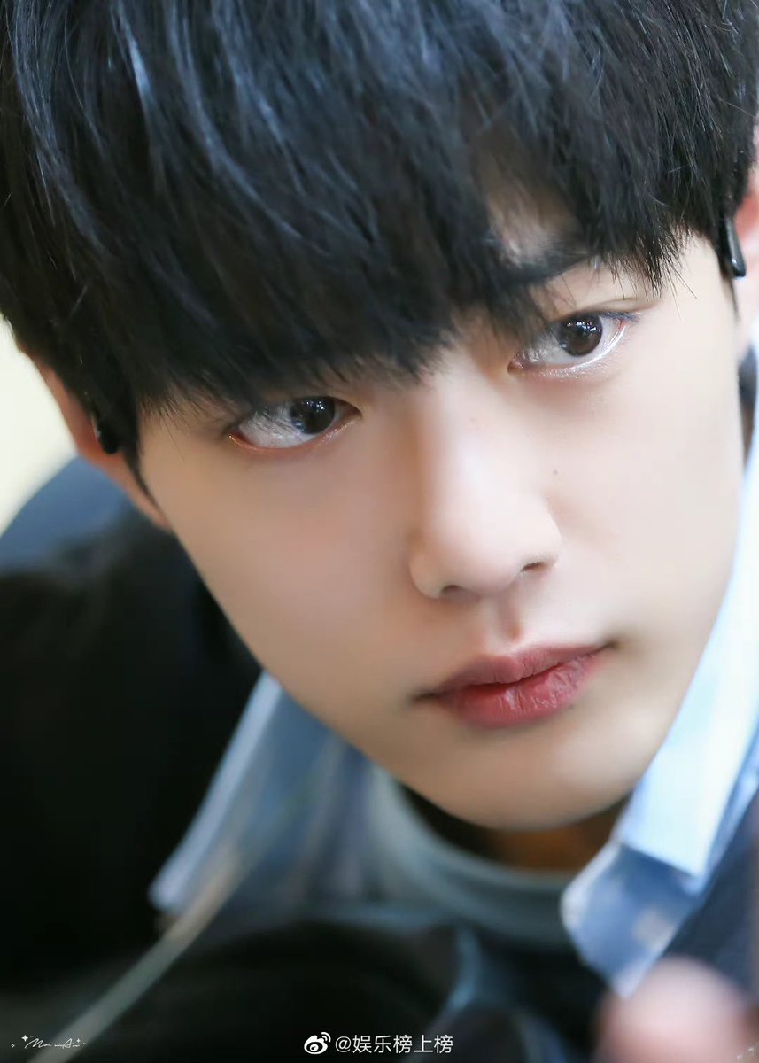 xzmusicfan's tweet photo. So again my mom’s busybody friend is attempting to set me up. And I’m like “if he doesn’t have starlight in his eyes, HARD PASS🚪”😑 https://t.co/oq4JE3inON