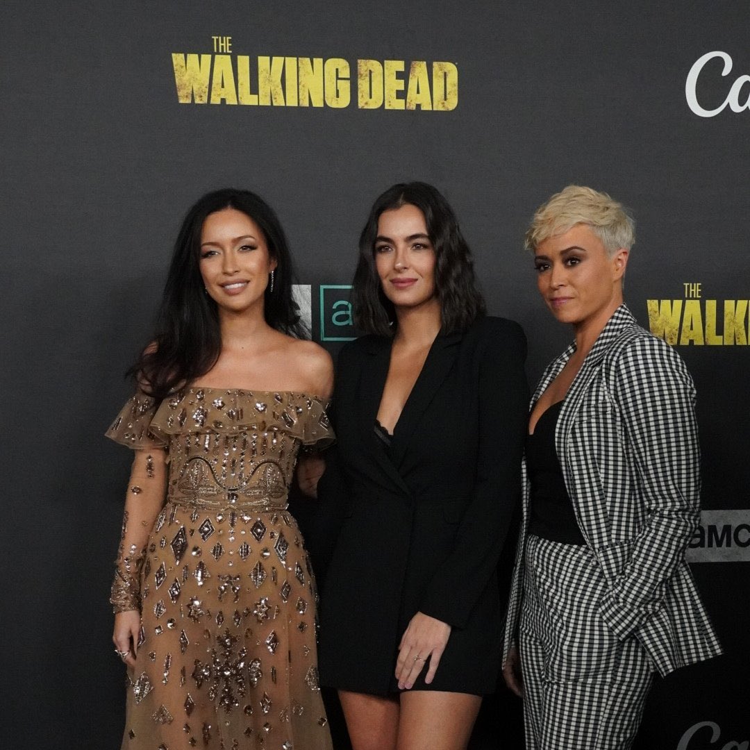 PrimeTimeFilms_'s tweet image. Photos of the cast from #TheWalkingDead Red Carpet. 

#TWD