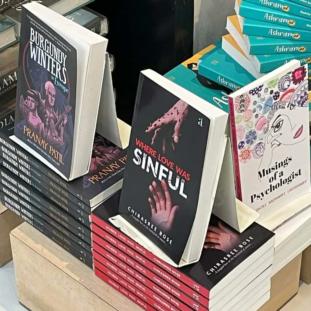 AuthorsInkIndia's tweet photo. Our Author, Chirasree Bose At Crossword Bookstores in Pune.
#wherelovewassinful finds a place to shine there โค๏ธ๐ค
@Chirasree2819 signed all the copies, so if you're in Pune, do stop by and get one ๐
#WritingCommunity #chirasreebose
#crossword
#authorscommunity
#AuthorsInk https://t.co/11SKhHyV5F