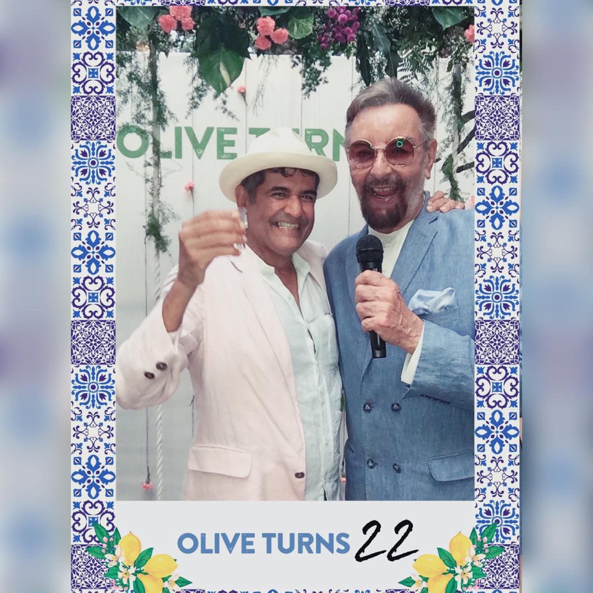 iKabirBedi's tweet image. Celebrating 22 years of OLIVE’s success with my friend AD Singh, whose pioneering restaurant now has 7 branches across  India. @adsingholive and @sabinaadsingh - you are both restaurant rockstars. May the force be with you. 🥂🥂🥂
#mumbai #ADSingh #OliveMumbai #Olive #restaurants