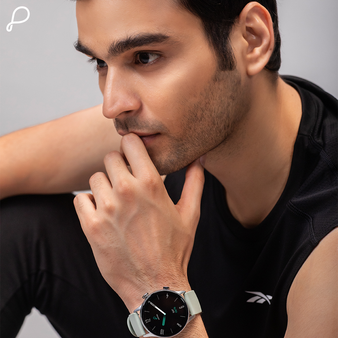 Pebble_India's tweet photo. Rockin' that sleek look, in AND out of the gym πππ»ββοΈ
#PebbleSquad #Pebble
#ConnectedbyPebble #pebblelife #LifestyleAccessories #LifestyleAccessories #pebblesmartwatch #pebblecosmos #lookoftheday #gymlife #gymlooks #gymfreak #gymwear #styleblogger #styleinspo https://t.co/a2GlncsaG3