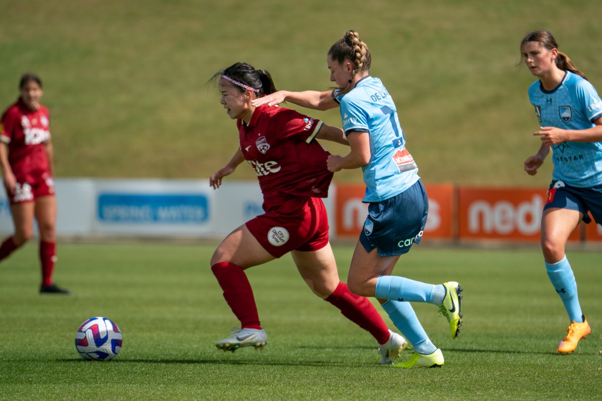🇨🇳Chinese international Xiao Yuyi made her debut in @aleaguewomen on Sunday as @AdelaideUnited beat Sydney FC 1-0 in season opener 🗣️26-year-old Xiao: 'I might need more time to adapt to playing here, but in general, it's OK.' #AUFC #ADLvSYD @CHNWNT @CNLongdingbin @PepMunyoz