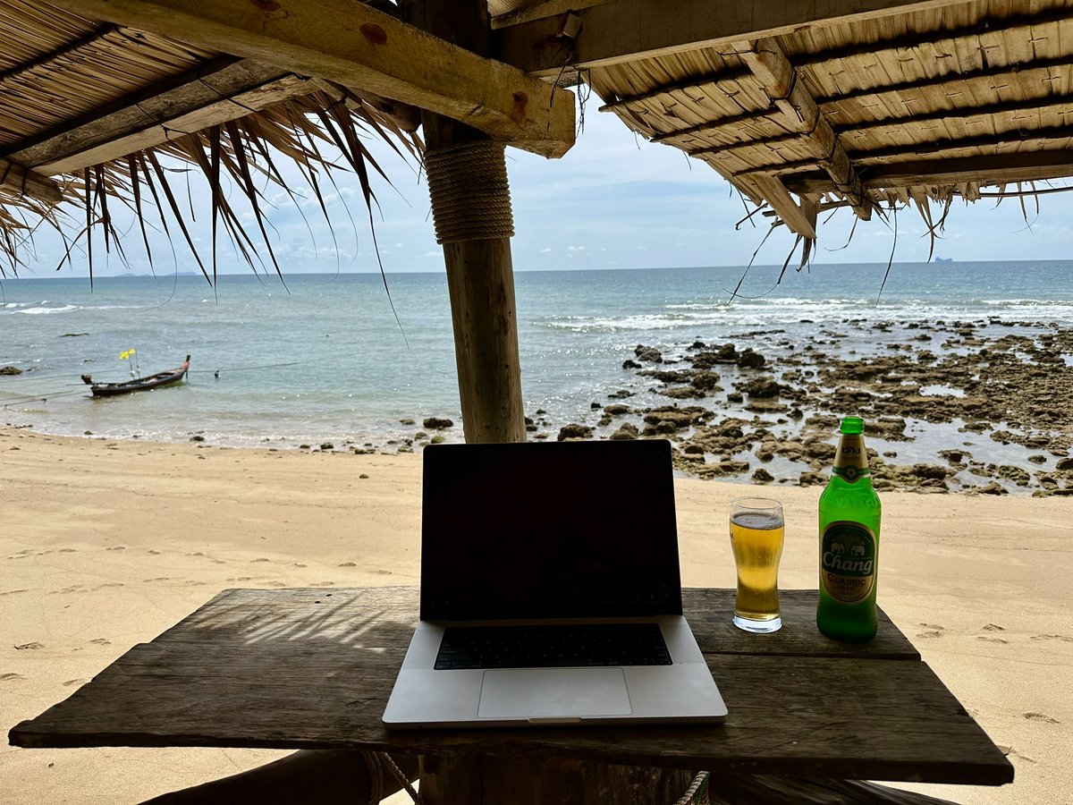 Remote work’s still a thing, right? #remotework
