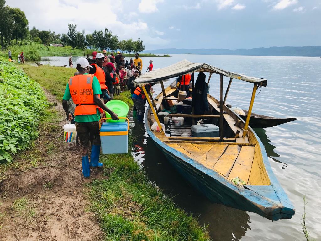 Lhagrenuob's tweet photo. Le Laboratoire d'Hydrobiologie, Aquaculture et Gestion des Ressources Naturelles #Lhagren-uob a effectué une mission d'identification et caractérisation des zones du lac Kivu. Le lac est sous menace de perte de la diversité itchyologique. @ABAKIR_Info @NEXUSPlatform @ARCOSNetwork https://t.co/IUBW0j68H4