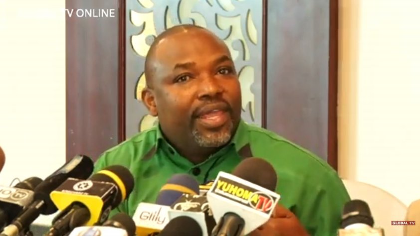 _MirrorTV's tweet photo. "Wakati wa Rais Magufuli,Dkt.Bashiru huyu alikuwa anatupa maelekezo rasmi wabunge wa CCM kumsifia Rais, ndio maana mlikuwa mnatuona Bungeni tunasifia sana,leo anachukia Rais @SuluhuSamia kusifiwa? kama hana agenda ya siri kwanini achukizwe na sisi kumsifia Rais?" Mbunge Lusinde https://t.co/bx0WS3xmh1