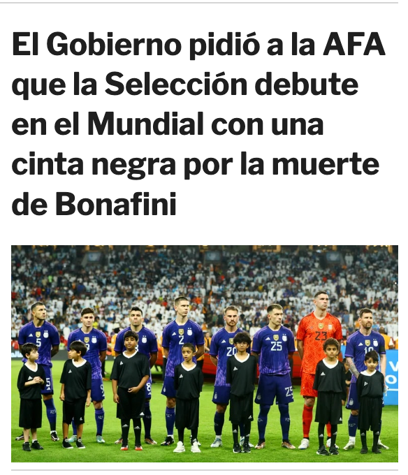 Miguel_Boggiano's tweet photo. No quiero que la selección use la cinta negra. Alguien más? https://t.co/a4y0ar4CyA