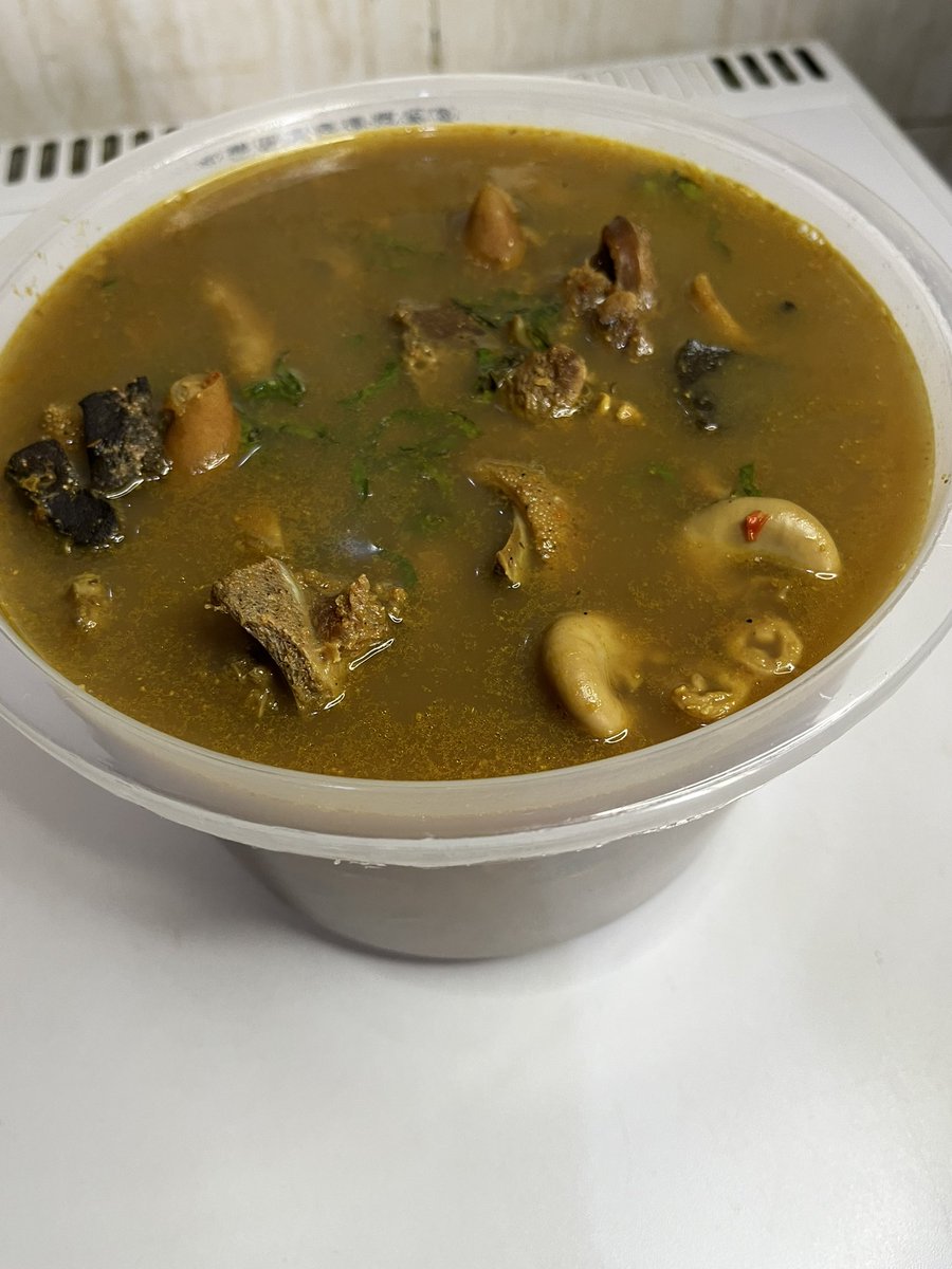 Zoes_kitchen2's tweet photo. Good morning tweet fam
Our kitchen is open for the week to take your food orders 
Please hit us up with your orders ..
Kindly Retweet if this shows up on your timeline . https://t.co/rgYaqI0bJA