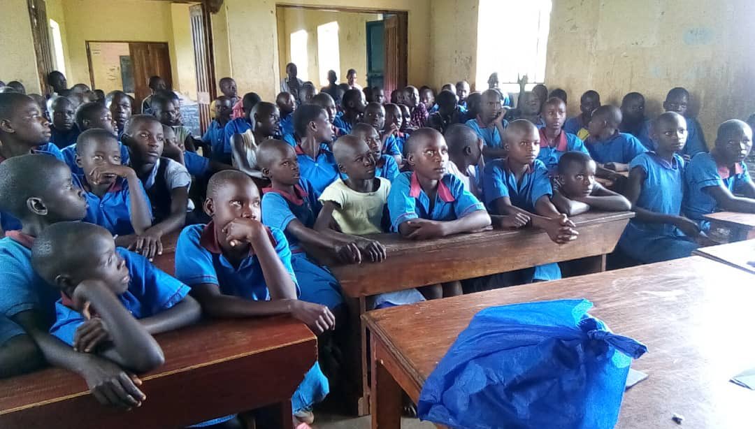 dash4galsug's tweet photo. In our recent school  engagement in Kamuli district ,we conducted educate learning sessions with the adolescent girls and boys to empower them navigate the challenges associated with menstruation .#D4Goutreach. https://t.co/tbLTvdeZYl