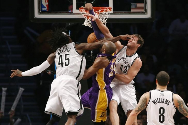 LiamjMcleod's tweet photo. @sportbible This pic is so under rated! KOBE!!!! https://t.co/ZtJuLXaGMr