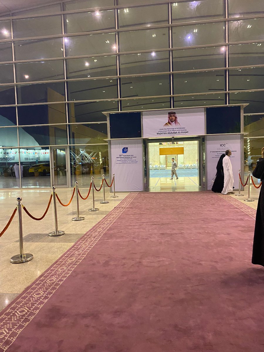 ida_engineering's tweet photo. #صباح الخير
 تشرفنا بزيارة #معرض_البناء_السعودي حيث تم التعارف ومقابلة أكبر الشركات المتخصصة والمهتمة في عالم البناء. https://t.co/UGn13eiJvO
