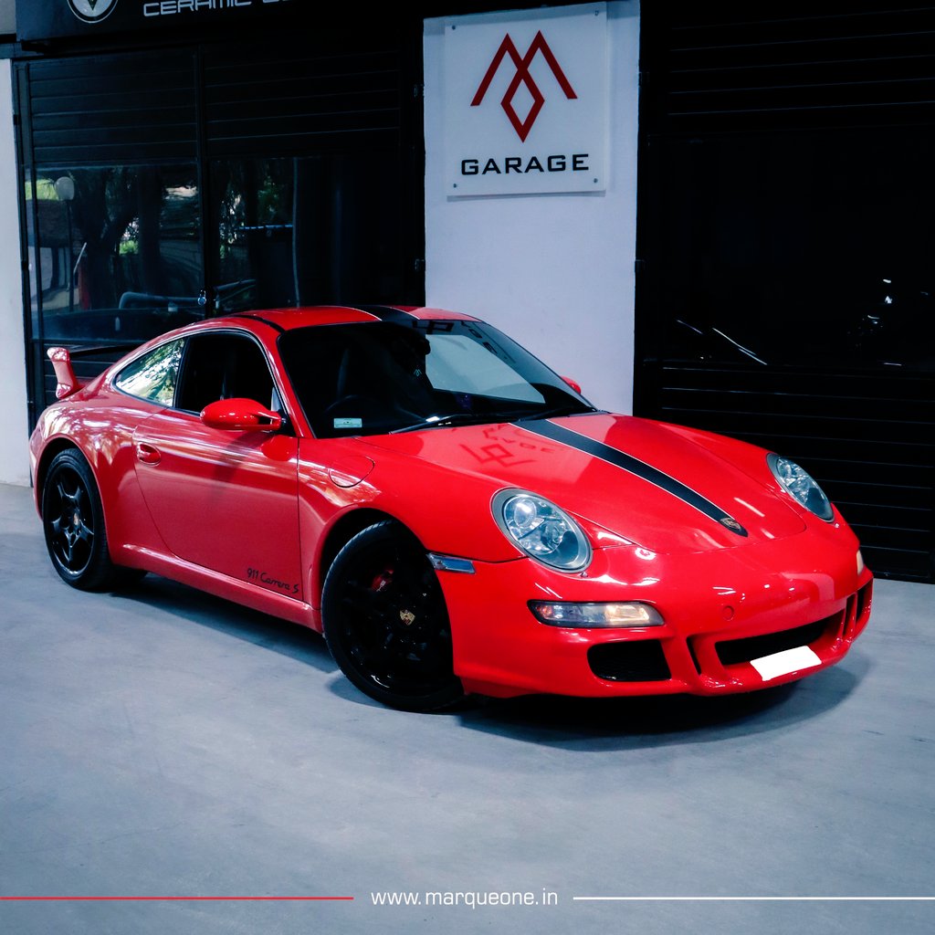 MarqueOneGarage's tweet photo. Porsche 911 Carrera S 997

_____________________________________

Work completed
•Periodic maintenance service
•Oil - air separator replaced

_____________________________________
DM for Luxury &amp; Supercar:
- Service
- Tuning &amp; Customisation 
- Detailing &amp; PPF

@mr_marque1 https://t.co/s7weXkJ827