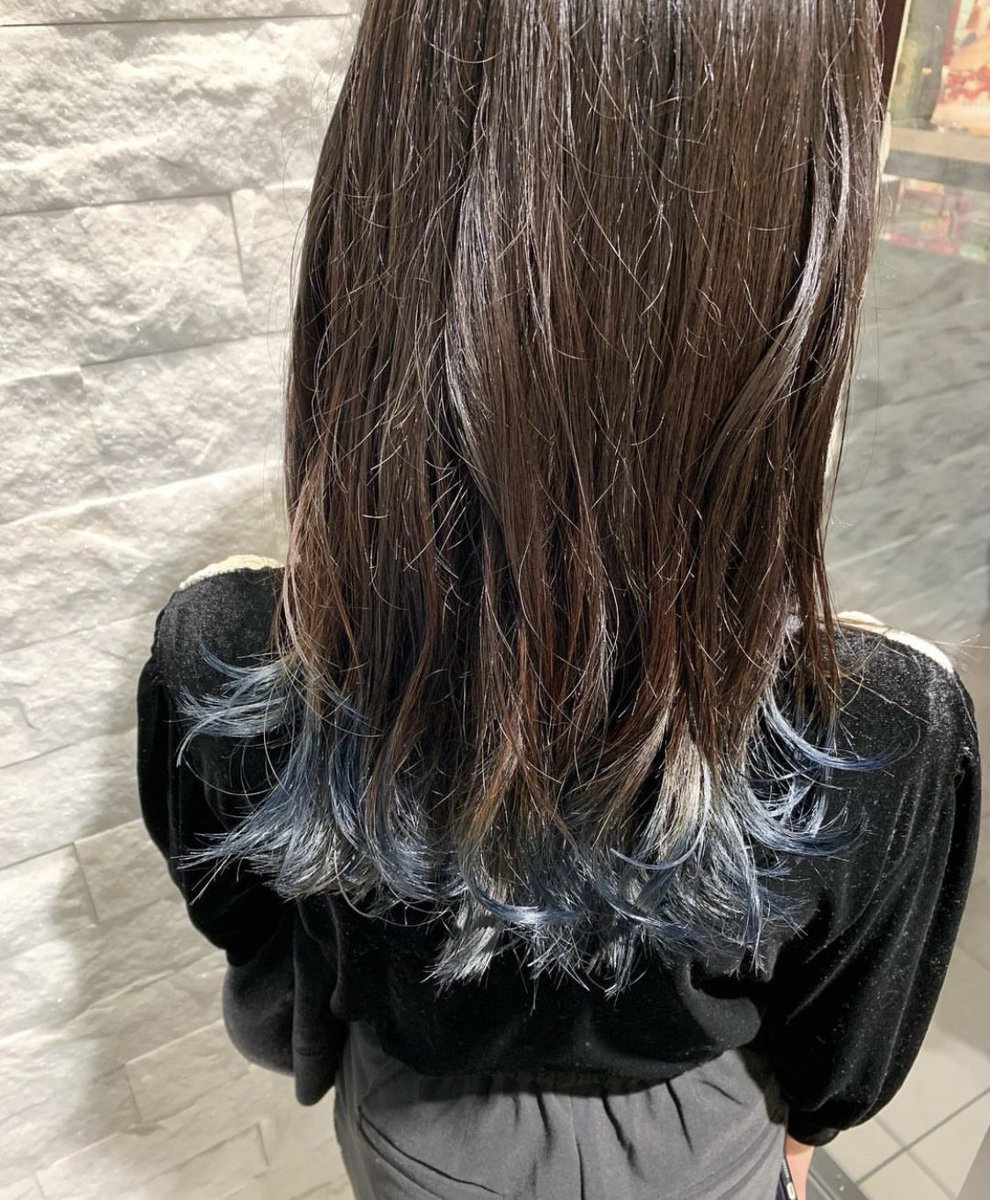 EarthFujisawa's tweet photo. ★ 裾 color-blue ★

良いアクセント🙆‍♀️

 #Earth  #Earth美容室  #Earth藤沢店  #ヘアスタイル  #ヘアカット  #ヘアカラー  #サロンモデル  #ロングヘア  #ブリーチ  #髪質改善  #縮毛矯正  #艶髪  #トリートメント  #酸熱トリートメント  #髪質改善トリートメント  #裾カラー https://t.co/kwymmqbmMT