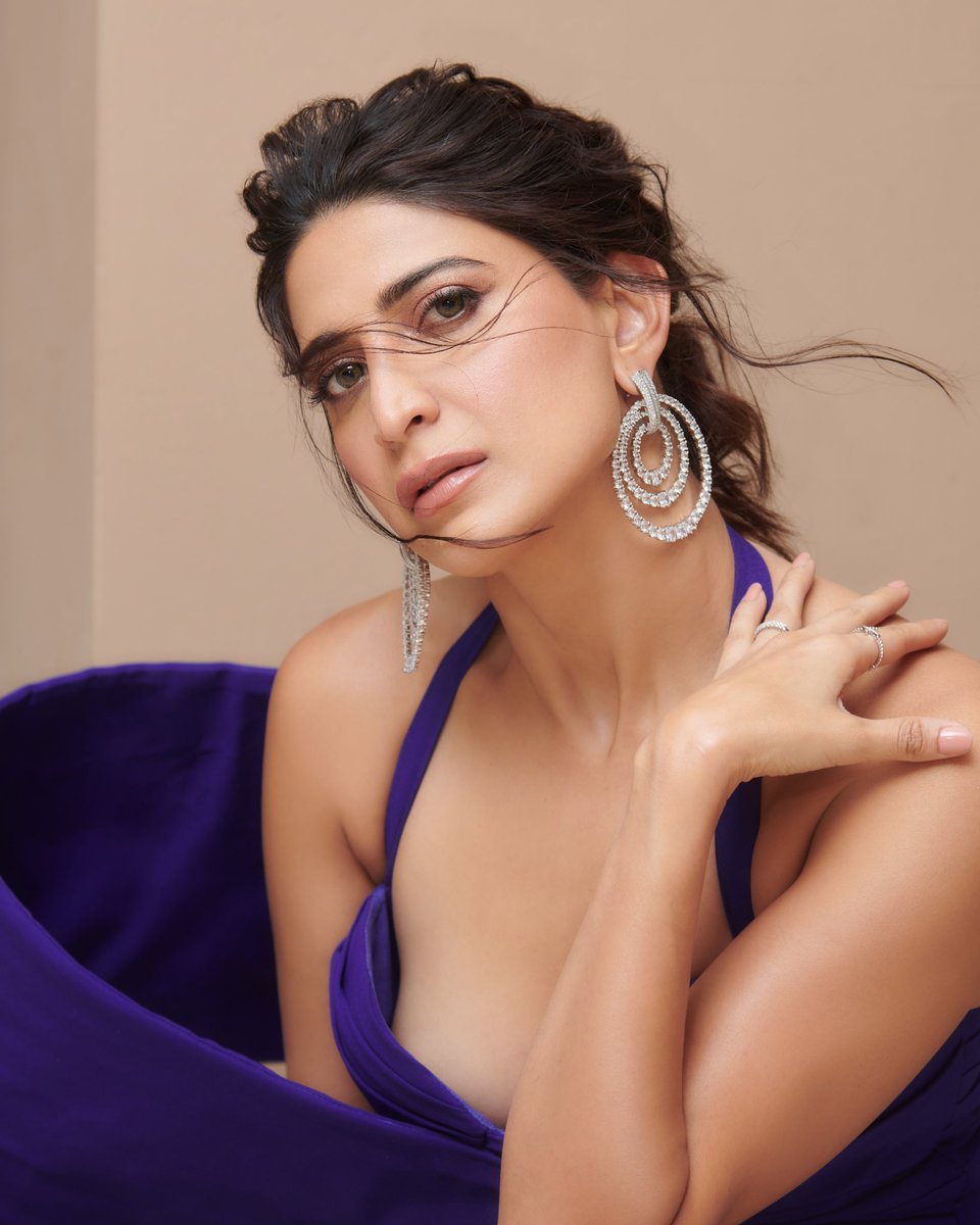 funter_funterr's tweet photo. Aahana Kumra beautiful dress look

#Aahanakumra #JanhviKapoor #RashmikaMandanna #TejasswiPrakash #ShehnaazGiIl #AkshayKumar #QatarWorldCup2022 #KiaraAdvani #Bholaa #Tabu https://t.co/gxFI6QUskX