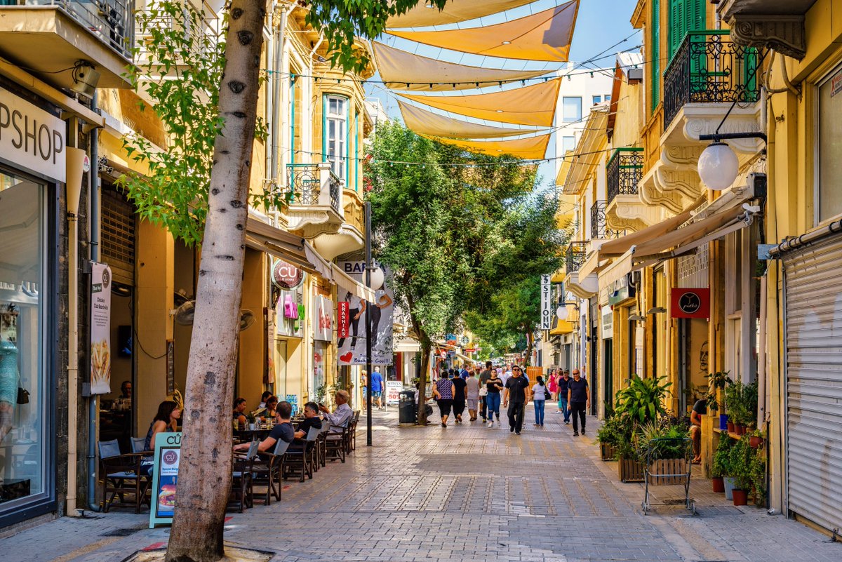 AbsoluteCyprus's tweet image. #Northcyprus is the perfect blend of history and architecture. 

With architectural influences ranging from #Greek and #Roman to #Egyptian, a short walk through the Nicosia Old Town uncovers a trove of architectural treasures. 

#nicosia #nicosiaoldtown #northerncyprus