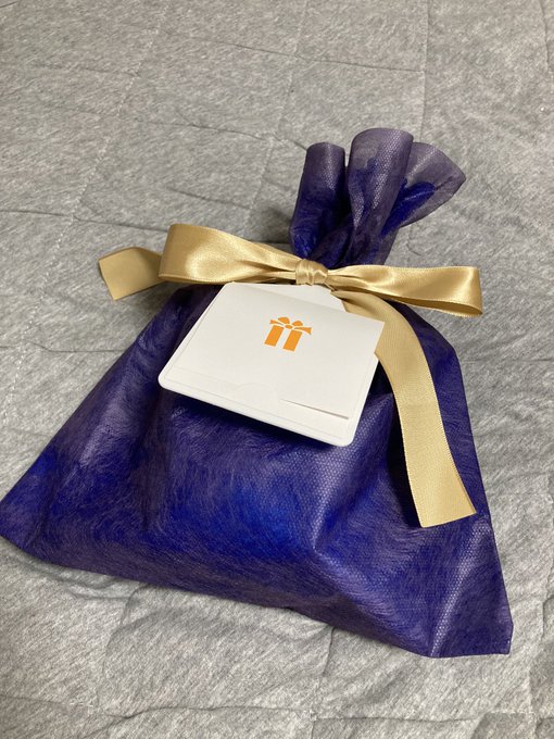 欲しリスからバイブ固定ベルトいただきました！ これにちょうど良いバイブってどゆなやつだろ〜 https://t.co/ucW2ChkUsv