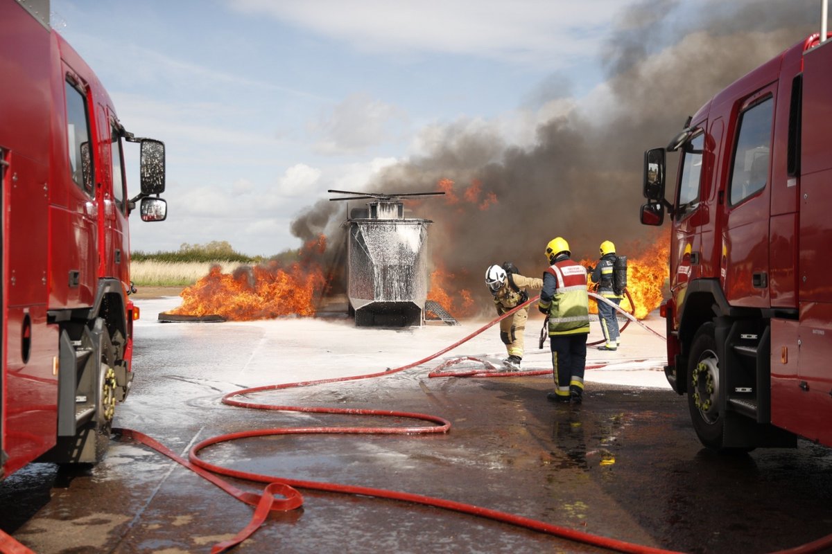 🔥 SERCO AGREES TEN YEAR DEAL 🔥

🚒 <a href="/SercoGroup/">Serco Group</a> has signed a 10-year deal with us for its world-leading International Fire Training Centre 

💪 This new deal safeguards more than 50 good-quality, well paid jobs for local people and it brings significant money into our airport ✈
