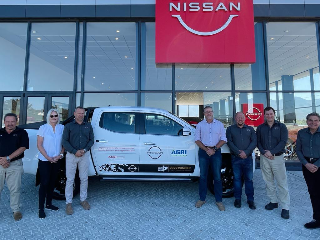 AgriWesKaap's tweet photo. @droomersnissan Baie dankie vir dié spoggerige Navara.
Jy kan saam met @nissanza plaasveiligheid ondersteun deur die vlootkode 𝗙 𝟭𝟰𝟵𝟭𝟭 te gebruik wannneer jy jou volgende Nissan aankoop.
#MadeForYourJourney
#NissanNavara
#RuggedRedefined
#NissanZA https://t.co/Epqm2QNrIz