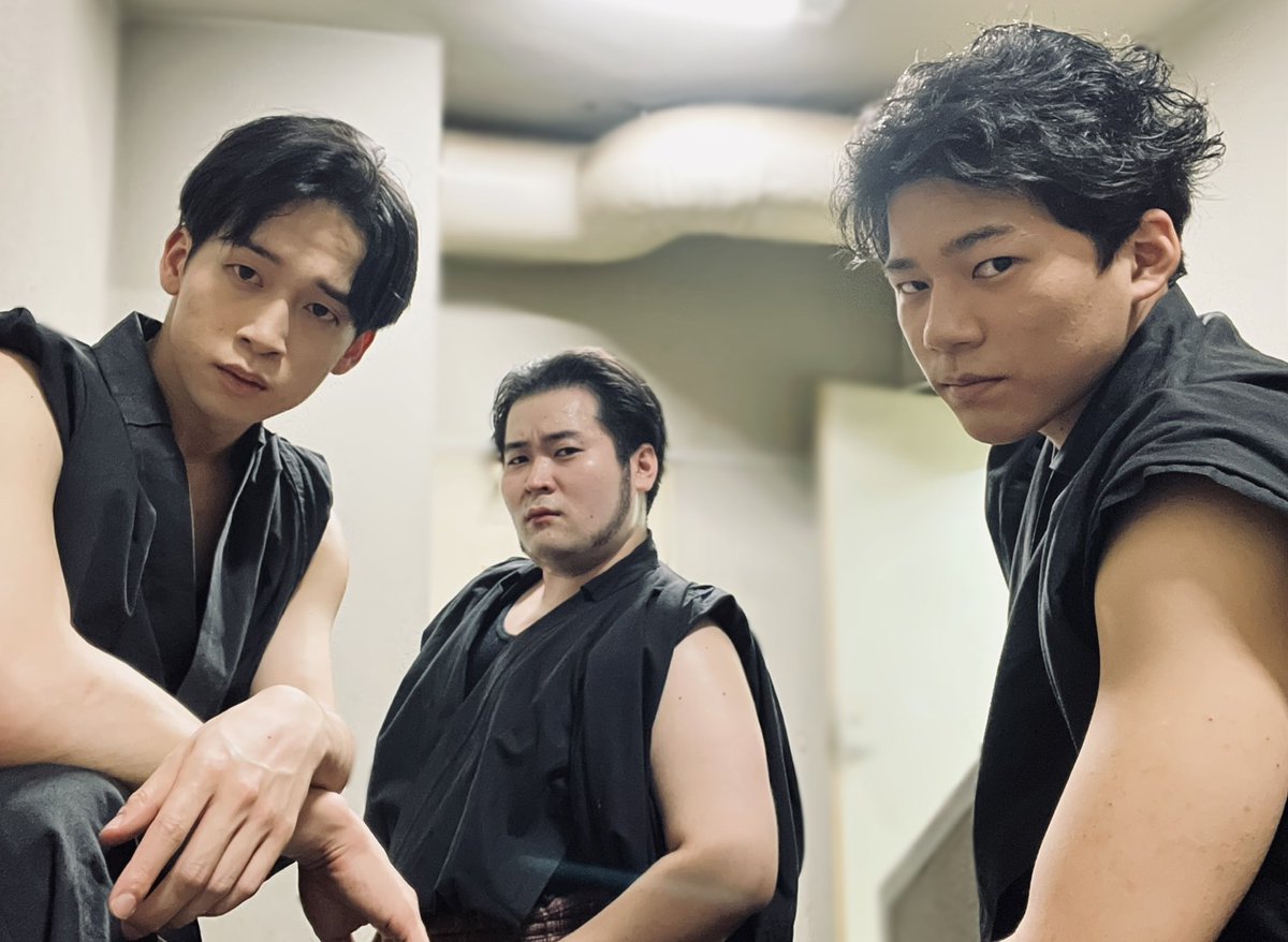 workman_walkman's tweet photo. 舞台「ジパング！」 
全公演終えることが出来ました。

#ジパング に携わったキャスト、
スタッフ陣、そして
見届けていただいた皆様に
感謝申し上げます！

殺伐としたジパングの世界の
一服の清涼剤的な肉丸でした。

また、俣野志様にたぷたぷ
されたいのぅ…

ご来場誠にありがとうございました！ https://t.co/u8GE78d4aD