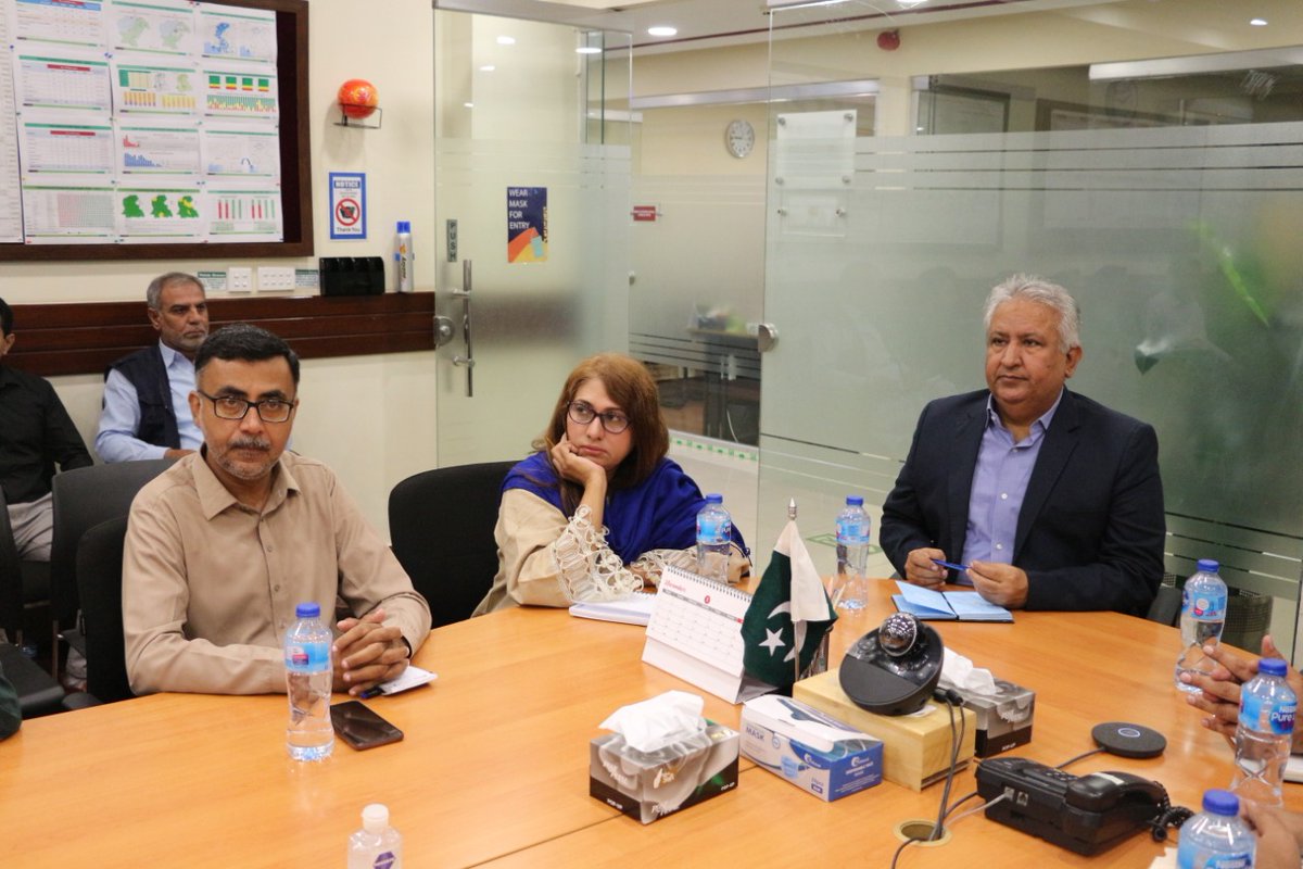 PolioFreeSindh's tweet photo. Sindh EOC Core team oriented special external monitors (NSTOPs, I.Os, DHCSOs) of other districts of Sindh, being deployed in VHR districts of Karachi &amp; Hyderabad for SNIDs Nov-2022, to get maximum support during pre &amp; intra-campaigns monitoring to get a result-oriented campaign. https://t.co/1xBhrCVIeW