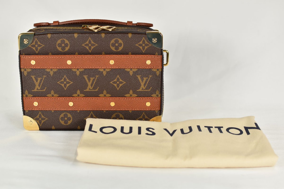 super_surreal's tweet photo. LOUIS VUITTON ルイヴィトン モノグラム バッグ LVXNBA HANDLE TRUNK ハンドル・ソフトトランク 
#LOUISVUITTON #ルイヴィトン #モノグラム #LVXNBAHANDLETRUNK #ハンドル・ソフトトランク 
※詳細などはDMお願いします🤲🏻 https://t.co/aplYqwGej4