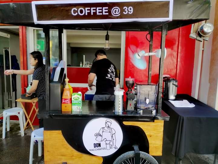 imranSa11984161's tweet photo. COFFEE : Checking out this newly opened mobile coffee place. The Famous Php 39 Coffee of Don Macchiatos! Great locallly brewed coffee mix at your cheapest budget you can get! #G8 #DonMacchiatos
#SupportLocal #coffeelover #DudeJunkie #CoffeeAnytime #CebuCity #Philippines https://t.co/syoXqZfJV8