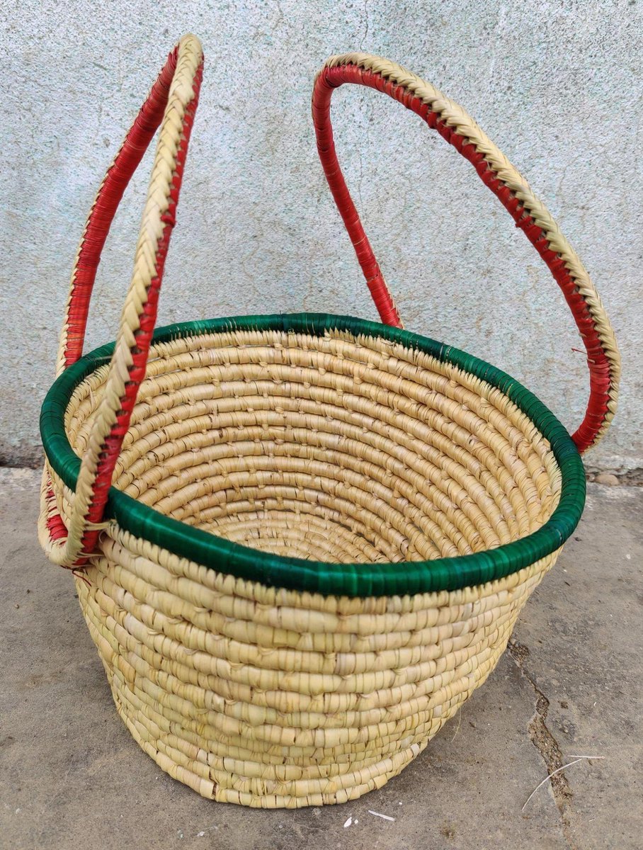 Storycycle's tweet photo. Learn how natural grass from Lumbini area is turned into beautiful crafts in our upcoming VHT with Chandra Prakash Pathak.

Register for VHT by clicking below:
https://t.co/p7rpFk03cV https://t.co/gm7OSyYIgo