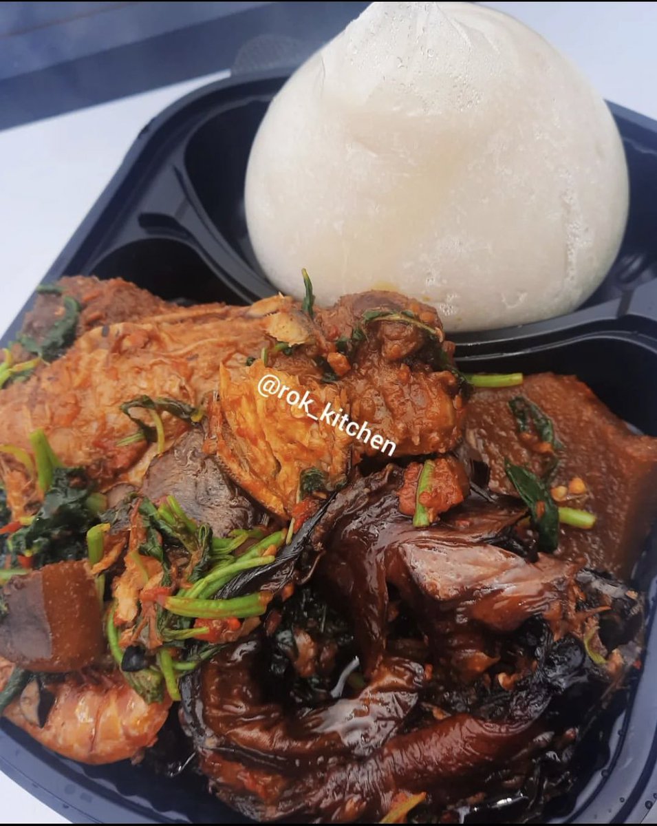 rok_kitchen's tweet image. Our pack of food are available  for order everyday  of the week 🥰🥰
 We are always available to take your  orders..Don't forget to call us or send us a DM 🙏🙏#africayummyfoods #akuredelivery #akurehowfar #akurevendors #akurefoodseller