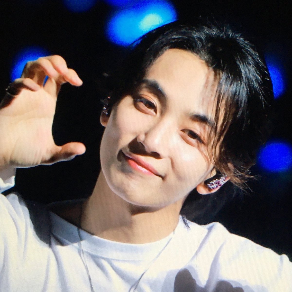 random jeonghan (@randomyoon) on Twitter photo 