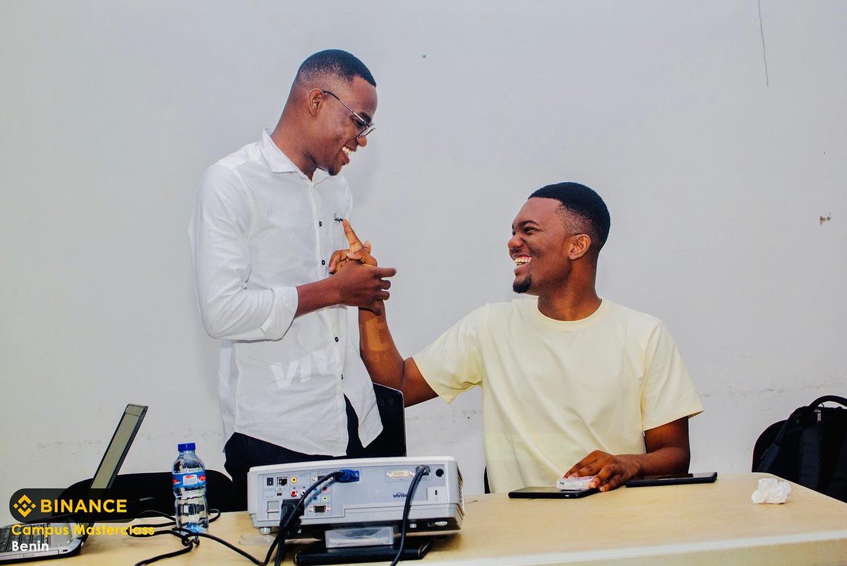 RosecordXII's tweet photo. Binance Campus Masterclass Bénin, ©️2022/Pour @binance @binanceafrique
📸: @fooseihro
📍Cotonou, Rep. du Bénin229🇧🇯
©️2022 Rosecord12. All right reserved
#photoevents #event #shoot #evenementiel #binance #crypto #cryptoevent #binanceafrique #picoftheday #tiktok #celebration https://t.co/61ppa6LdiC