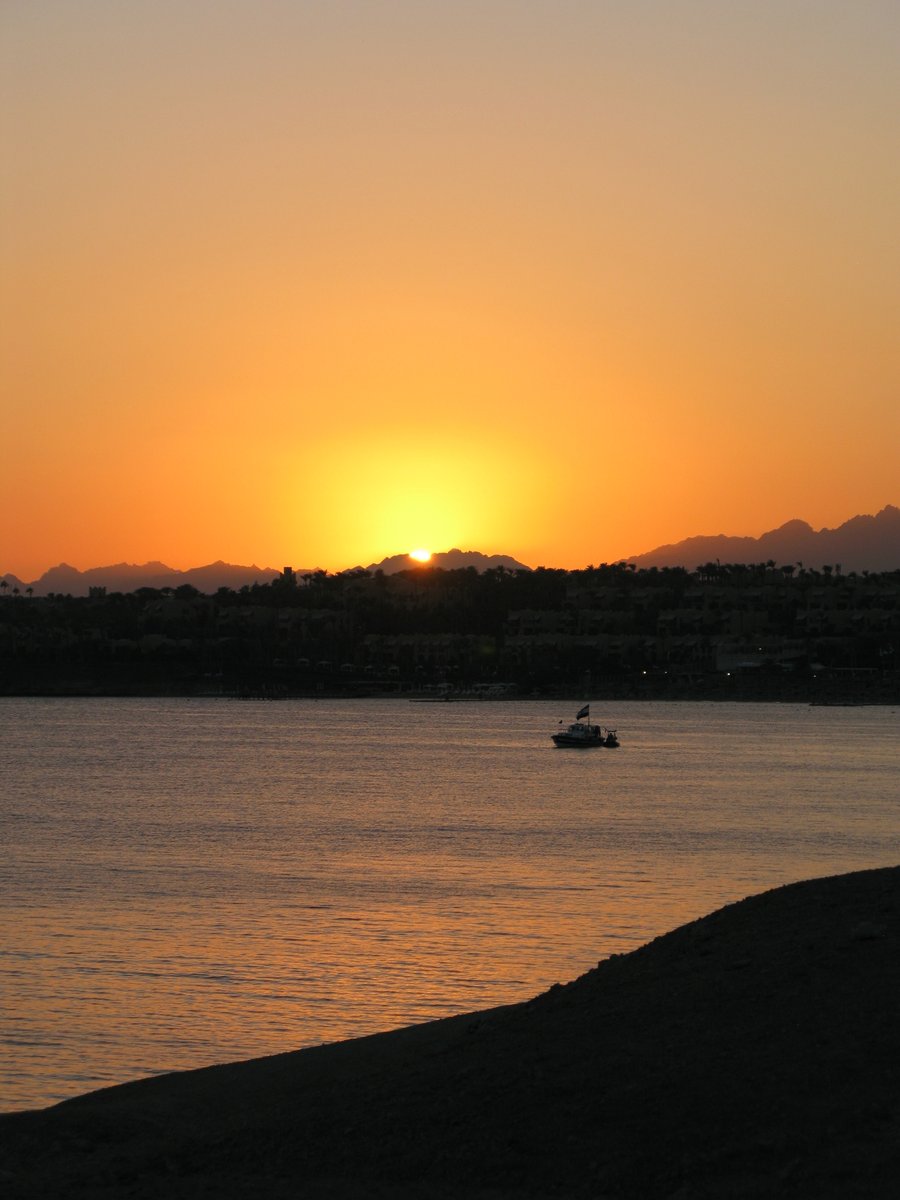 Thanks to the <a href="/UNFCCC/">UN Climate Change</a> for organising an exhilarating COP27, to #Egypt and the people of #SharmElSheikh for hosting, and to the many leaders, negotiators, experts, activists &amp; creatives that came together to envision a better future. Long and bumpy read ahead but all is not lost.