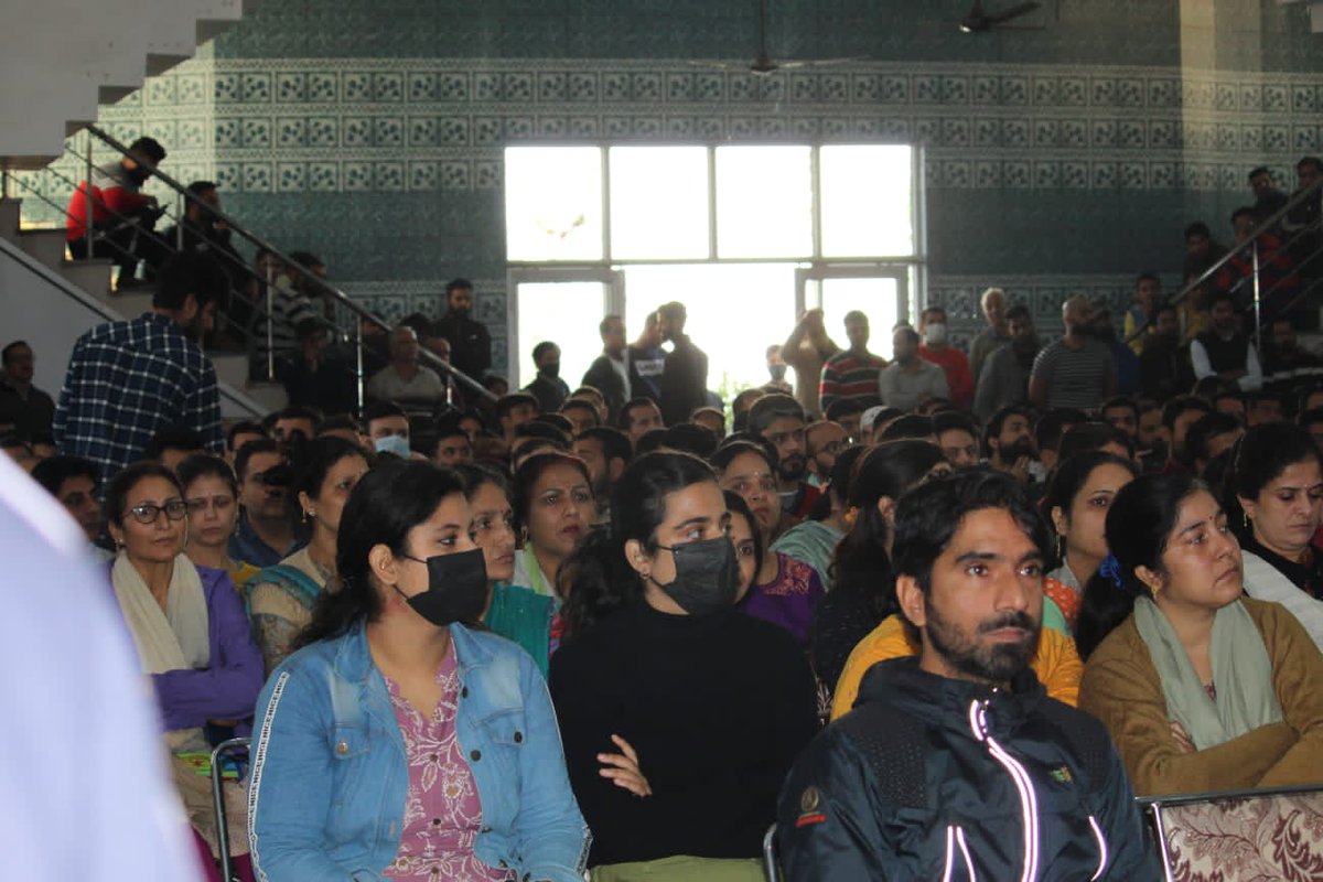 TV9Punjab's tweet image. ऑल माइग्रेंट (डिस्प्लेस्ड) Employees एसोसिएशन का एक दिवसीय अधिवेशन का आयोजन। 

#PMPackageEmployees #Jammu