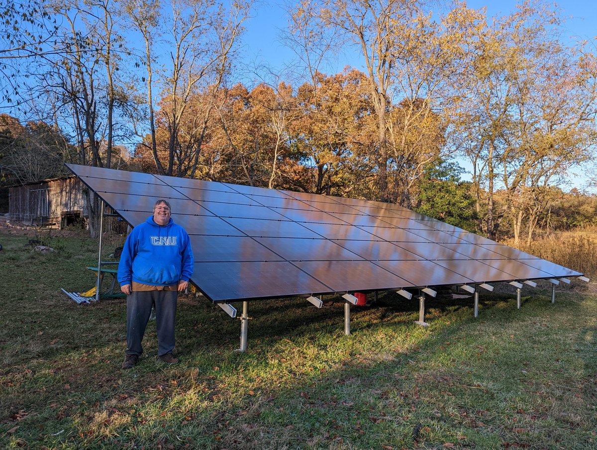 shaneparson's tweet photo. We got solar panels!! Thanks to Bryan, Cortney, and the whole Solar Connexion Crew. https://t.co/nM9gTJRmNP