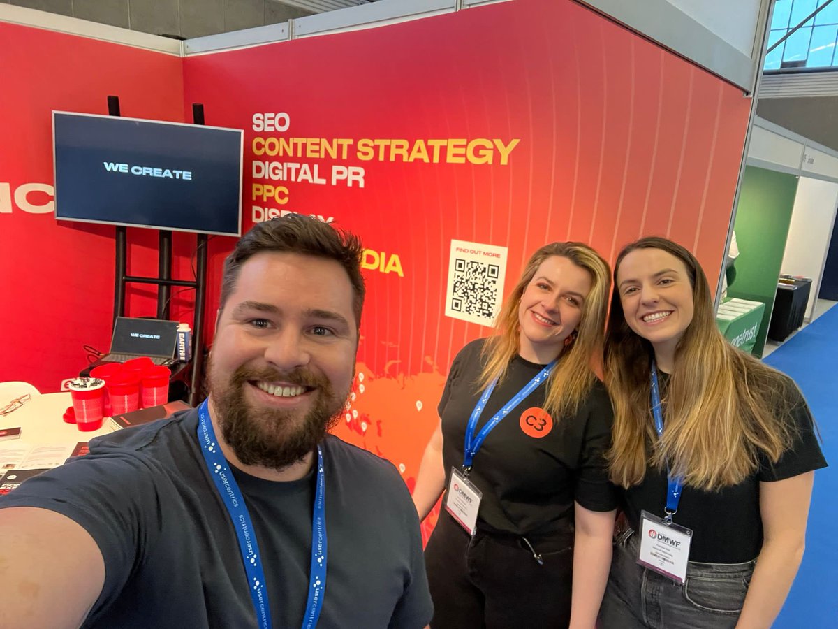 Excited to be back in a very cold and rainy Amsterdam for <a href="/DigiMarketingWF/">#DMWF</a> with <a href="/roromitch/">Rosa Mitchell</a> and <a href="/SimonSterenbor1/">Simon Sterenborg</a>. We’ll be around all day and Rosa is delivering a talk tomorrow so come and chat to us 👋