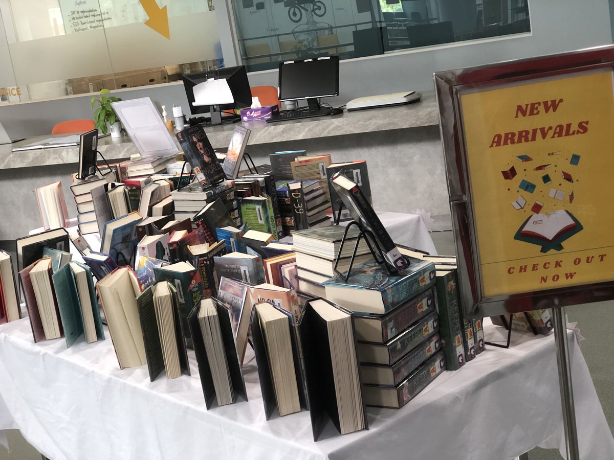 ispp_library's tweet photo. You can read one chapter and take a rest, or you can read one chapter and read the rest. Don't forget to check it out!!!!! @ISPPCambodia 
#newarrivals #isppsecondarylibrary https://t.co/TAHqZKUyqJ