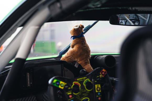 racing_porsche's tweet image. GT News:

@manthey_racing will team up with EMA motorsport &amp;amp; enter the @Bathurst12hour @IntercontGTC with a #Porsche 991.2 spec car &amp;amp; tackle the iconic Mount Panorama circuit in February, News on driver line up is to follow… #IGTC | #B12Hr 🦘

#PorscheMotorRacing