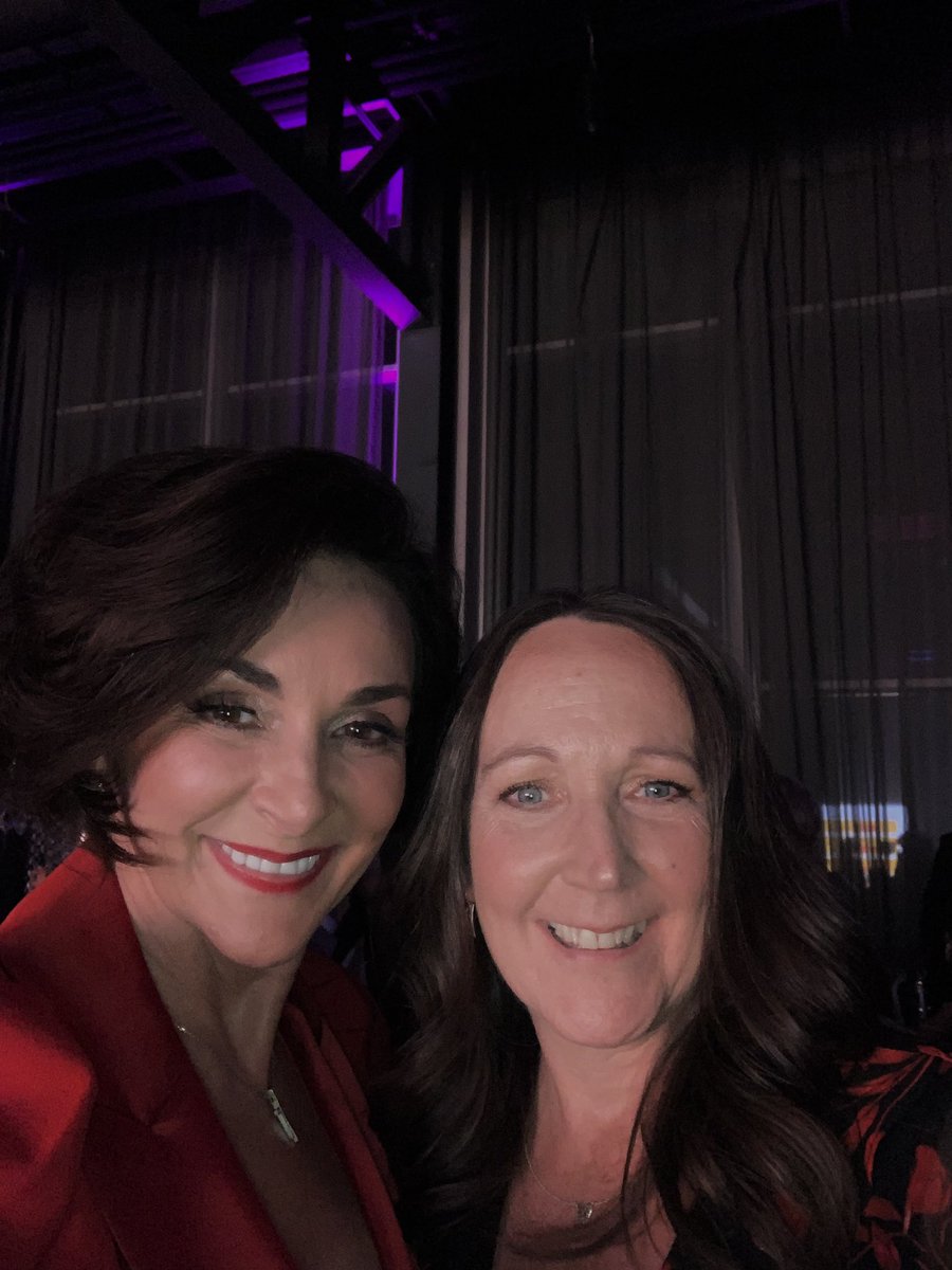 MrsBryan18's tweet photo. Three years ago since I competed in Strictly @maggieswirral at the @TitanicHotelLiv. This year I had the pleasure of watching all the fantastic dancers. Icing on the cake grabbing a pic with the fab-u-lous @ShirleyBallas.
What an incredible evening 🧡 https://t.co/1Xn44Bf97C