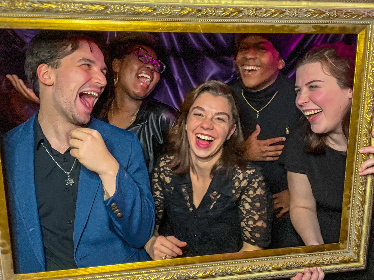 NewStageEd's tweet photo. The One Where The Gang Threw a Party. https://t.co/5OpTsup1xq