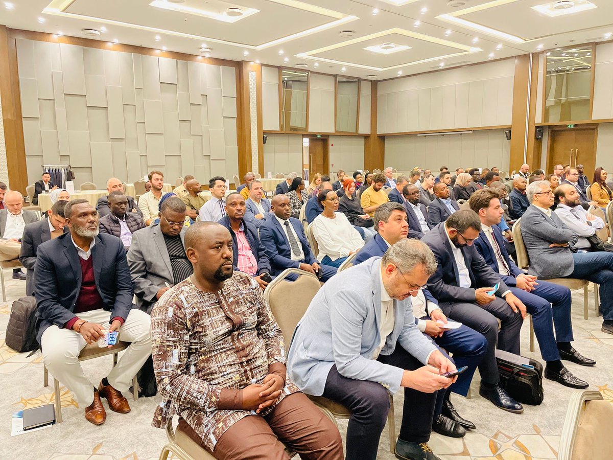 PSF_Rwanda's tweet photo. The @RwandaTrade Permanent Secretary
@RNiwenshuti1 highlighted some of the investment opportunities in various sectors in Rwanda, adding that, the government was ready to provide any support to Turkish business operators who wish to invest in the Country.
#PSFInTurkey https://t.co/PJIOFeObFg
