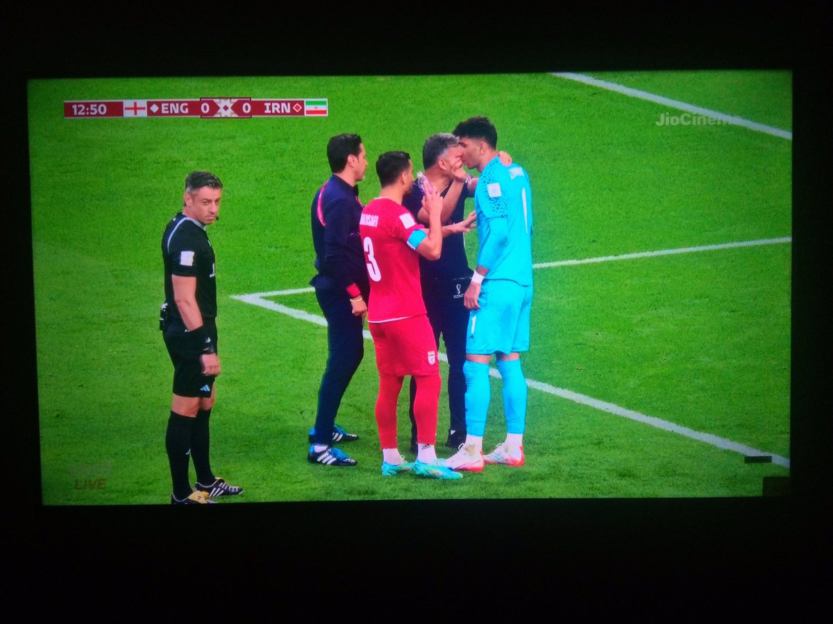 abrahamjr_liv's tweet photo. Guys if you have #VootSelect subscription, you can watch the matches in it. No lag @ the moment. Only in hindi

1) open #Voot
2) Select 'premium' option in the left menu.
3) Browse down in the window and choose MTV HD live

#FIFAWorldCup #JioCinema #vootscam https://t.co/TebzW7kGkI