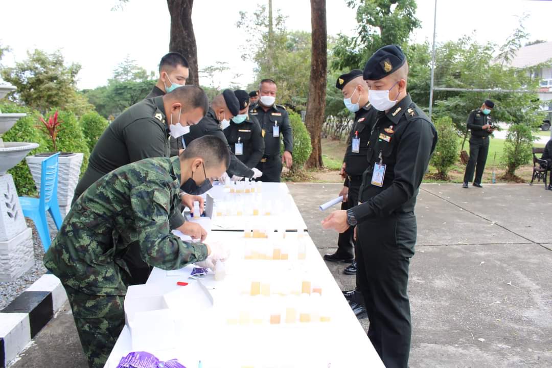 sbr22Army's tweet photo. กองพันส่งกำลังและบริการที่ 22  กองบัญชาการช่วยรบที่ 2 ได้นำกำลังพลทุกนาย ดำเนินการตรวจปัสสาวะ ให้กับกำลังพลทุกนาย ผลการตรวจปัสสาวะ ไม่พบสารเสพติดแต่อย่างใด ซึ่งการดำเนินการดังกล่าวเป็นไปตามนโยบายของกองทัพบกในการป้องกันและปราบปรามไม่ให้กำลังพลยุ่งเกี่ยวกับยาเสพติดอย่างจริงจัง https://t.co/URD2LkTVl9