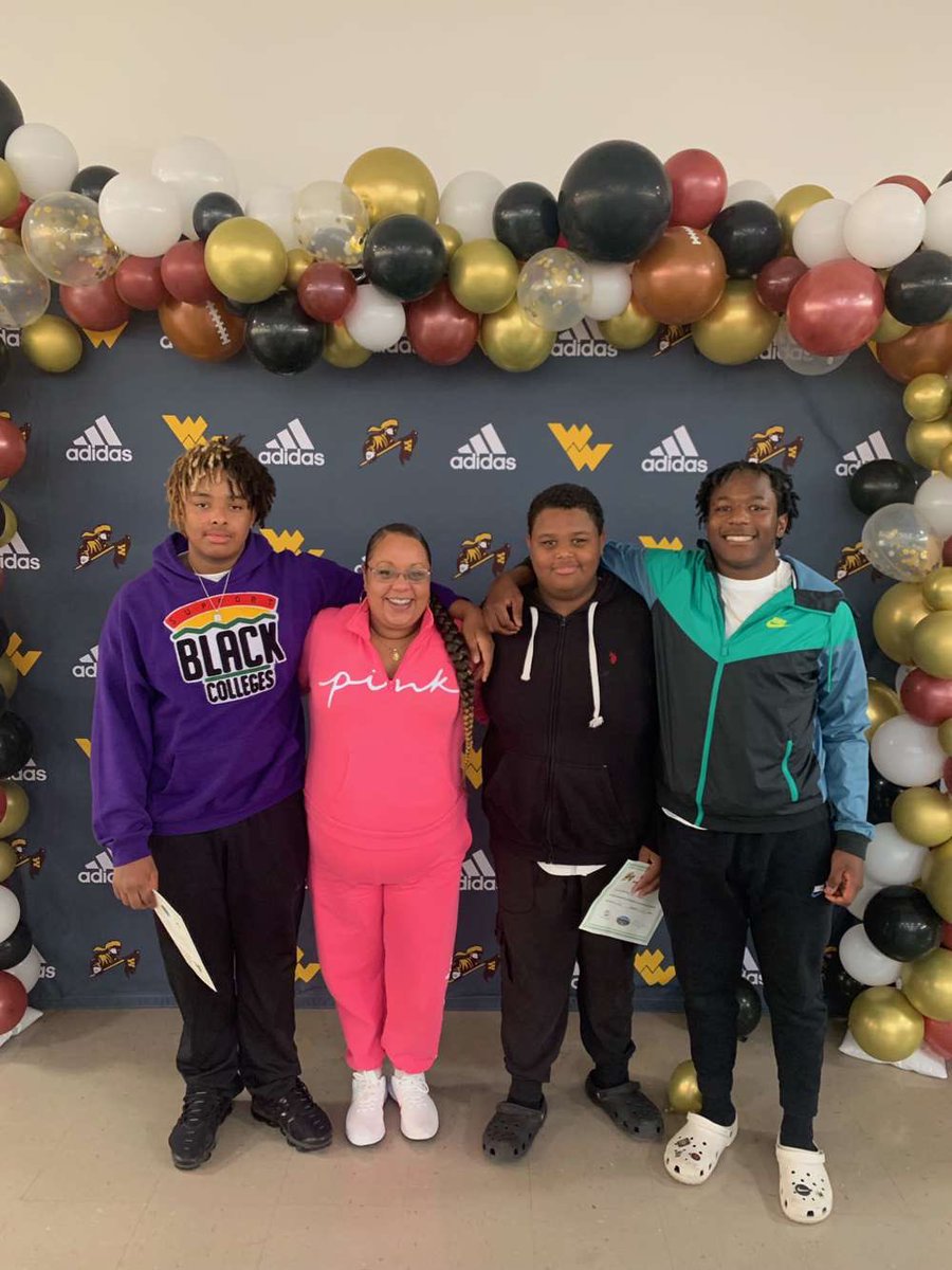 Defensive MVP of the 2022 SZN with 78 tkls @WichitaWestAD <a href="/wichitawesthigh/">Wichita West High</a> <a href="/PrepRedzoneKS/">Prep Redzone Kansas</a> <a href="/FalconsFU/">Friends University Football</a> <a href="/KU_Football/">Kansas Football</a> <a href="/CowboyFB/">OSU Cowboy Football</a> <a href="/CoachSimps/">Chris Simpson</a> <a href="/CoachKempfFU/">Paul Kempf</a> <a href="/csimpson_STB/">Cody Simpson</a> <a href="/6starfootballKS/">Six Star Football | KANSAS</a> <a href="/AdamRosenstiel/">Adam Rosenstiel</a> @coachnascar316