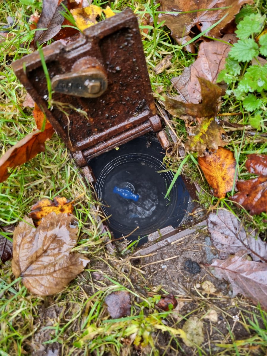 lisamason6's tweet photo. @unitedutilities Afternoon there is a hizzy noise coming from below is this normal. Thanks https://t.co/v1u9n5J1CJ