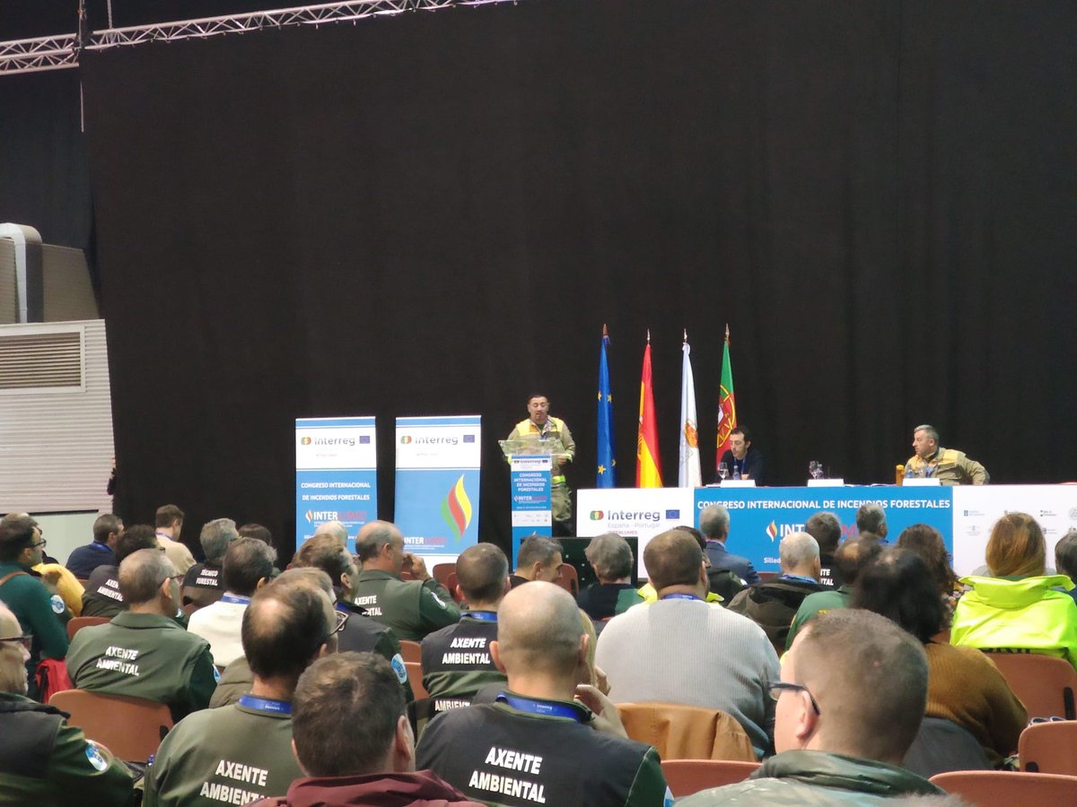 ctforestal's tweet photo. 🔥 #FIRERES Moitas grazas al Congreso Internacional de Incendios Forestales por invitar a Jordi Garcia-Gonzalo a presentar el proyecto @HorizonEU @FIRERESProject #Galicia es uno de los #LivingLabs FIRE-RES que desarrollaran acciones innovadoras, creando una aldea modelo segura https://t.co/nAOrYglOgG
