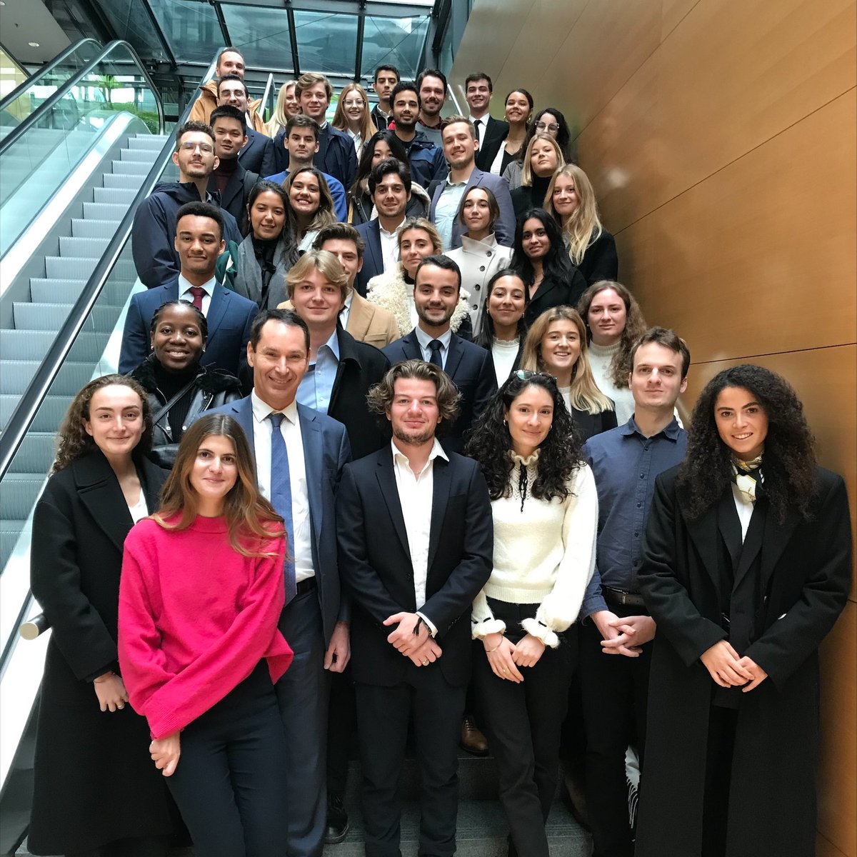 Chambre de Commerce du Luxembourg (@ccluxembourg) on Twitter photo #Formation
La <a href="/ccluxembourg/">Chambre de Commerce du Luxembourg</a> a accueilli la toute premiĂšre promotion du Master "International Business & Diplomacy" <a href="/ESCP_bs/">ESCP Business School</a> en sĂ©minaire Ă đ±đș. Les Ă©tudiants ont visitĂ© les principales institutions europĂ©ennes dans le pays et ont Ă©changĂ© avec des intervenants de choix. #Formation
La <a href="/ccluxembourg/">Chambre de Commerce du Luxembourg</a> a accueilli la toute premiĂšre promotion du Master "International Business & Diplomacy" <a href="/ESCP_bs/">ESCP Business School</a> en sĂ©minaire Ă đ±đș. Les Ă©tudiants ont visitĂ© les principales institutions europĂ©ennes dans le pays et ont Ă©changĂ© avec des intervenants de choix.
