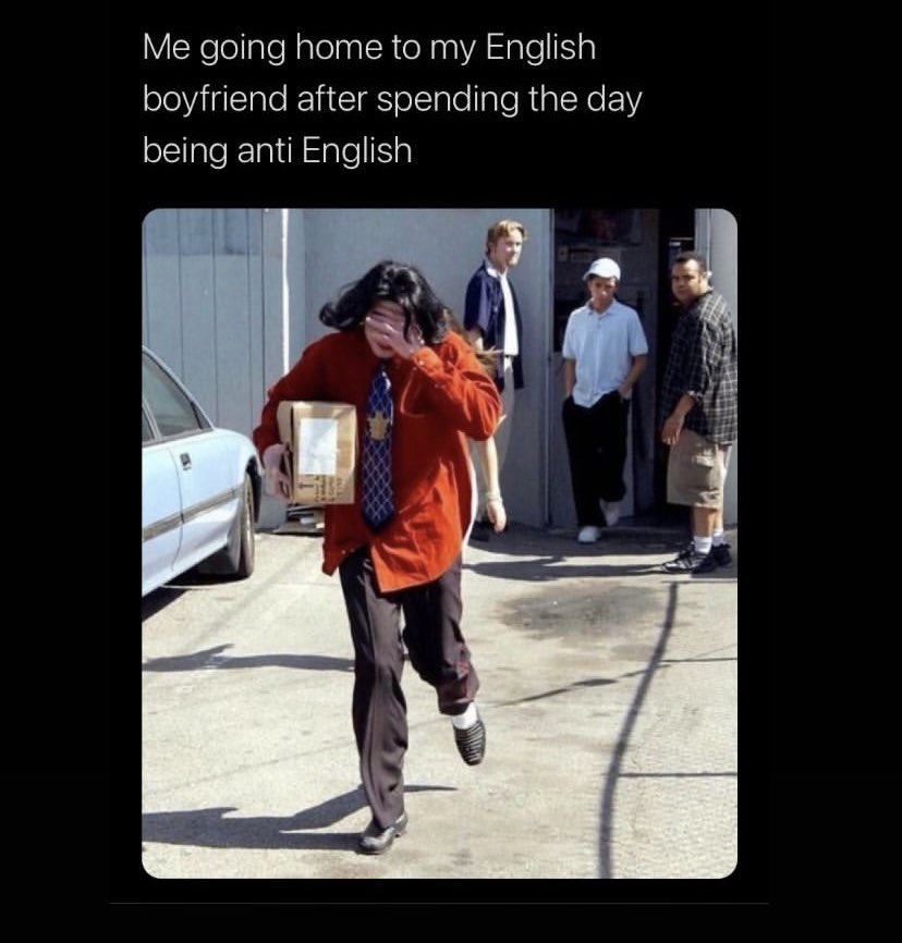 Sarah Mc Fool tweet media