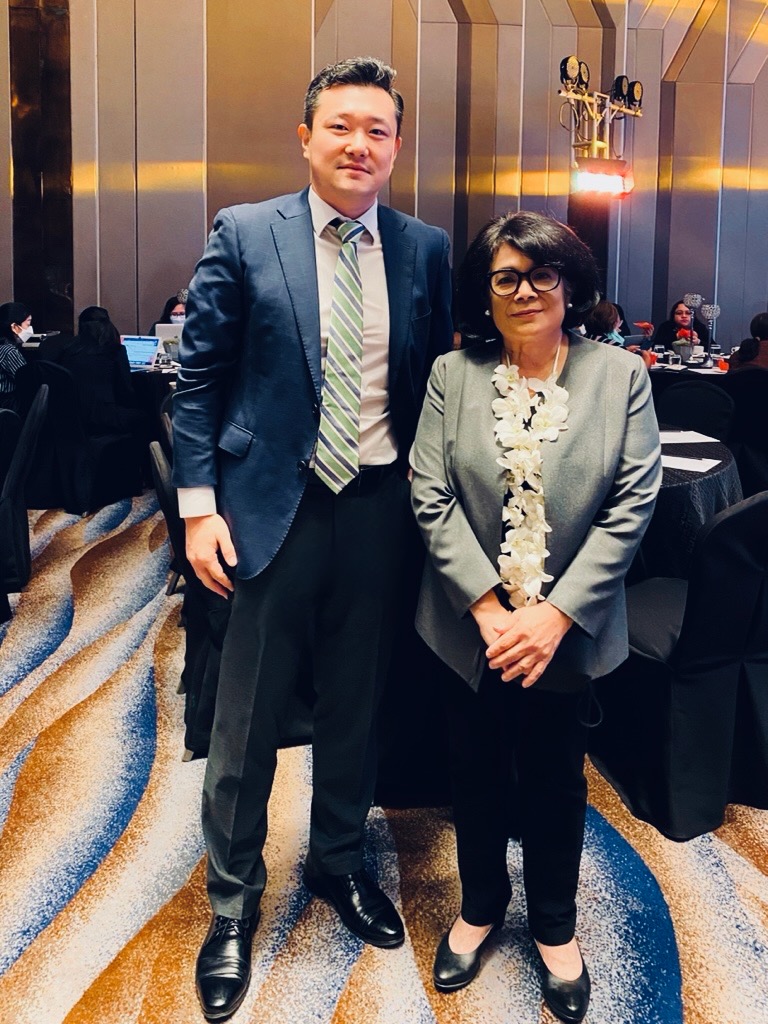 GGGIPhilippines's tweet photo. Pleased to have met with @DENROfficial Secretary and the new Chairwoman-designate of the Climate Change Commission Hon. Ma. Antonia Yulo-Loyzaga at the โClimate Investment Forum 2022โ organized by @CCCPHL for #CCCWeek2022. https://t.co/rfVPsShMWV