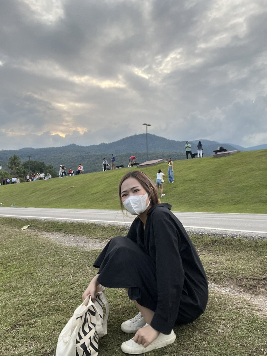 mattadeun's tweet photo. ชั้นรักอ่างแก้ว อยากไปทุกวันๆๆๆๆ https://t.co/T7ayAeEqmT