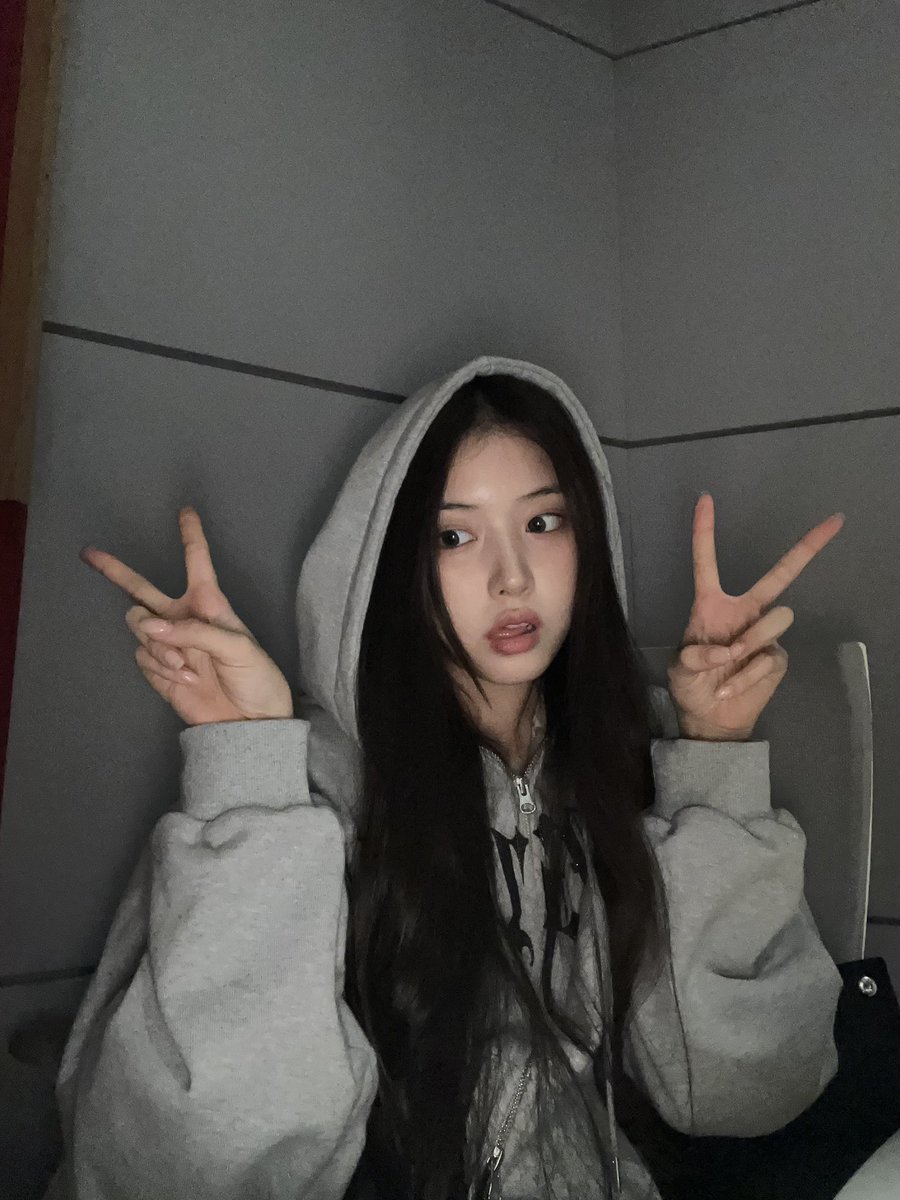 nmixxpics_'s tweet photo. 221121 🐶🫧 https://t.co/Fuh1UnsKHb