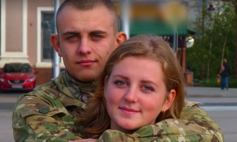 Потомок Николая I Гавриил Дорошин отправился добровольцем в зону СВО. По паспорту  француз, но в душе — русский.Николай женат на Алине, уроженке Донбасса. Он познакомился с ней, когда та училась в педагогическом колледже. Они обвенчались в Лионе...