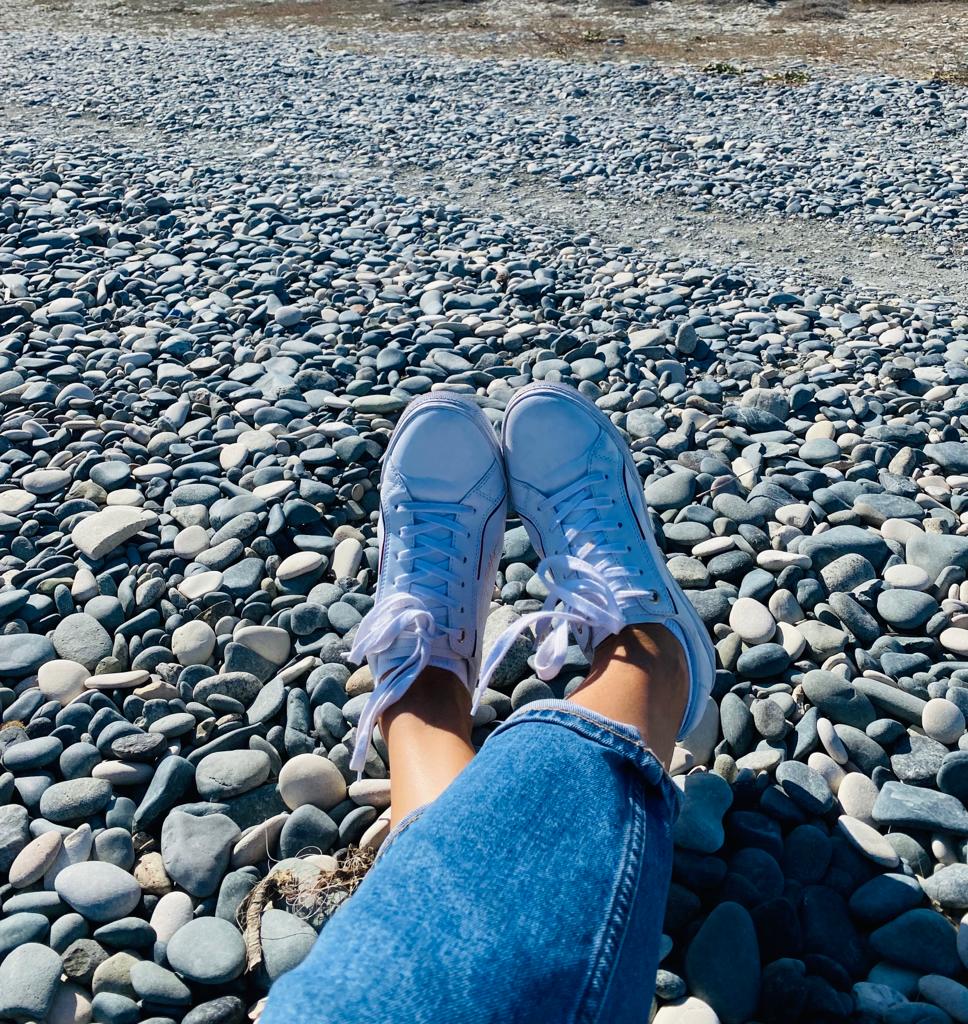 Grounding techniques: what it is and when it helps.

Today, once again, the client asked me a question "how are you refile energy after session?" The practice of grounding 🧘🏻 helps me. We studied one of them in the lessons on CST.
facebook.com/tatjana.nikole…
#cst_osteo_limassol